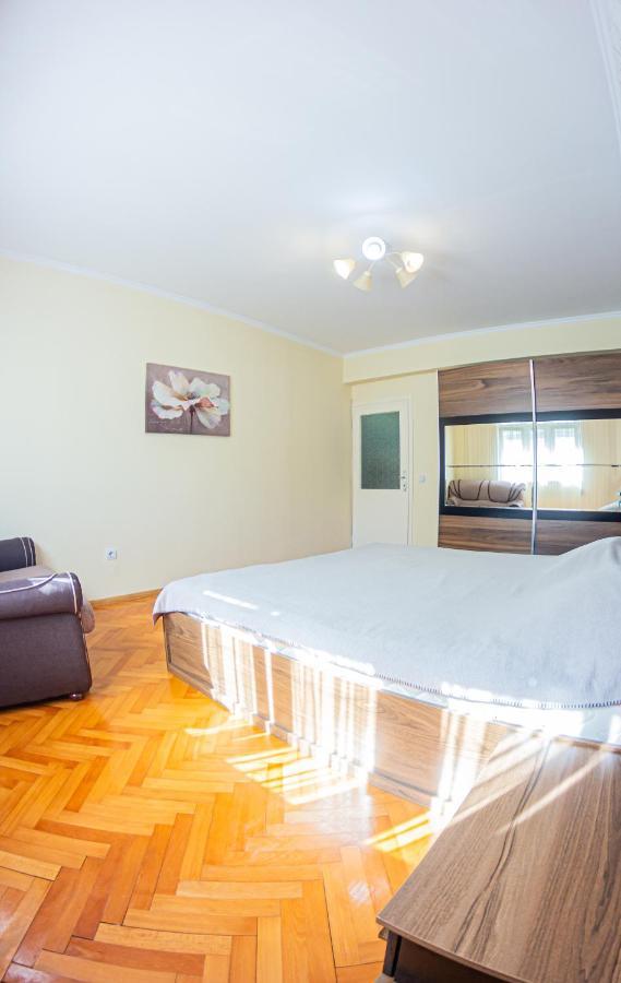 Apartment Emili City Center Bar Ngoại thất bức ảnh